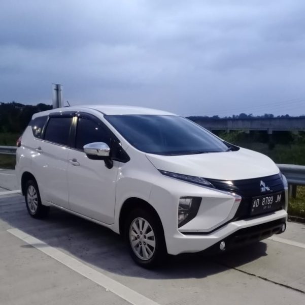 rental sewa mobil xpander di solo surakarta